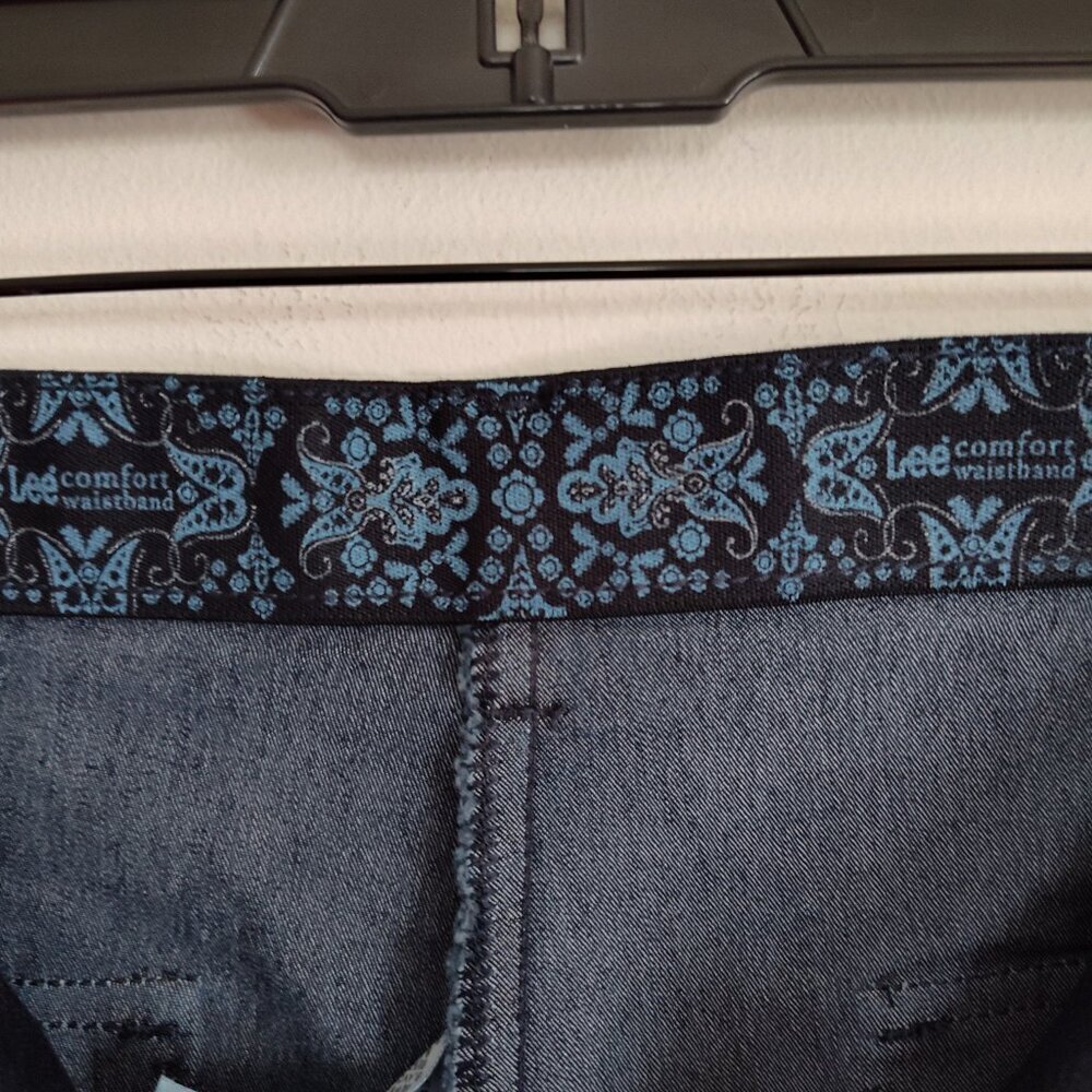 Ladies SZ 12M Lee Relaxed Fit All Day Blue Jean - Picture 4 of 4